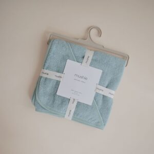 mushie--hooded-towel- Sea Mist Mushie badcape Sea Mist