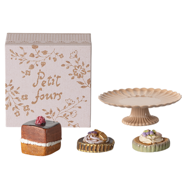Maileg-Taarten-en-taartenstandaard-in-doosje Cakes and cakestand, Mini